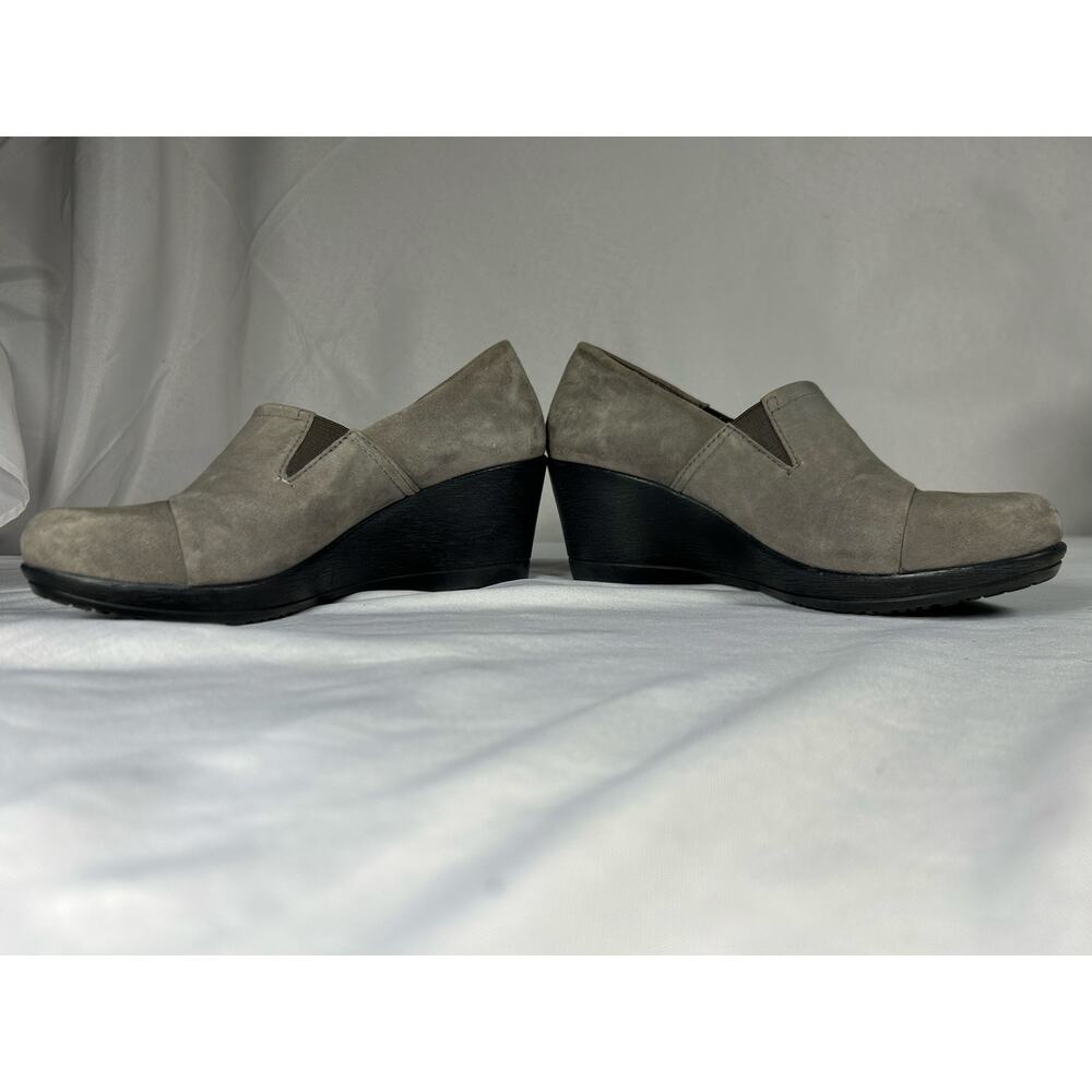 Dansko Rosaline Wedge Gray Leather  Clog/Shoe size 37career  business casual